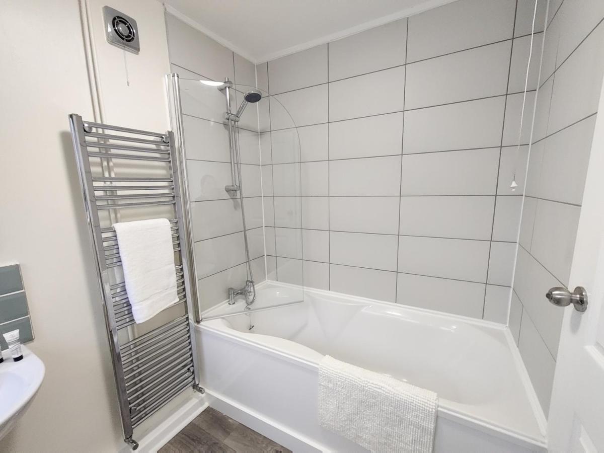 Apartamento 3Br-St Johns Hse-Free Parking-Workers-Kitchen-Wifi-Dog Friendly Doncaster Exterior foto