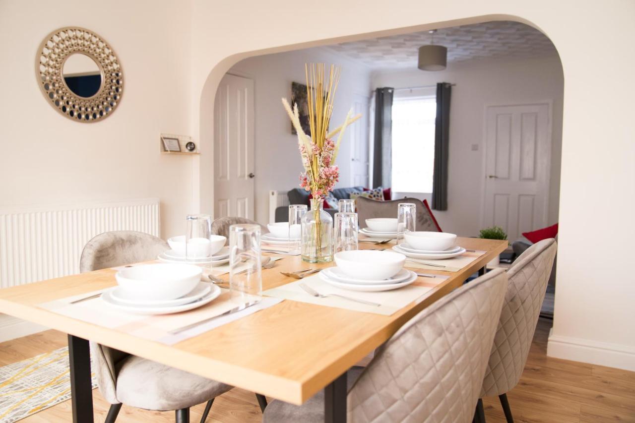Apartamento 3Br-St Johns Hse-Free Parking-Workers-Kitchen-Wifi-Dog Friendly Doncaster Exterior foto
