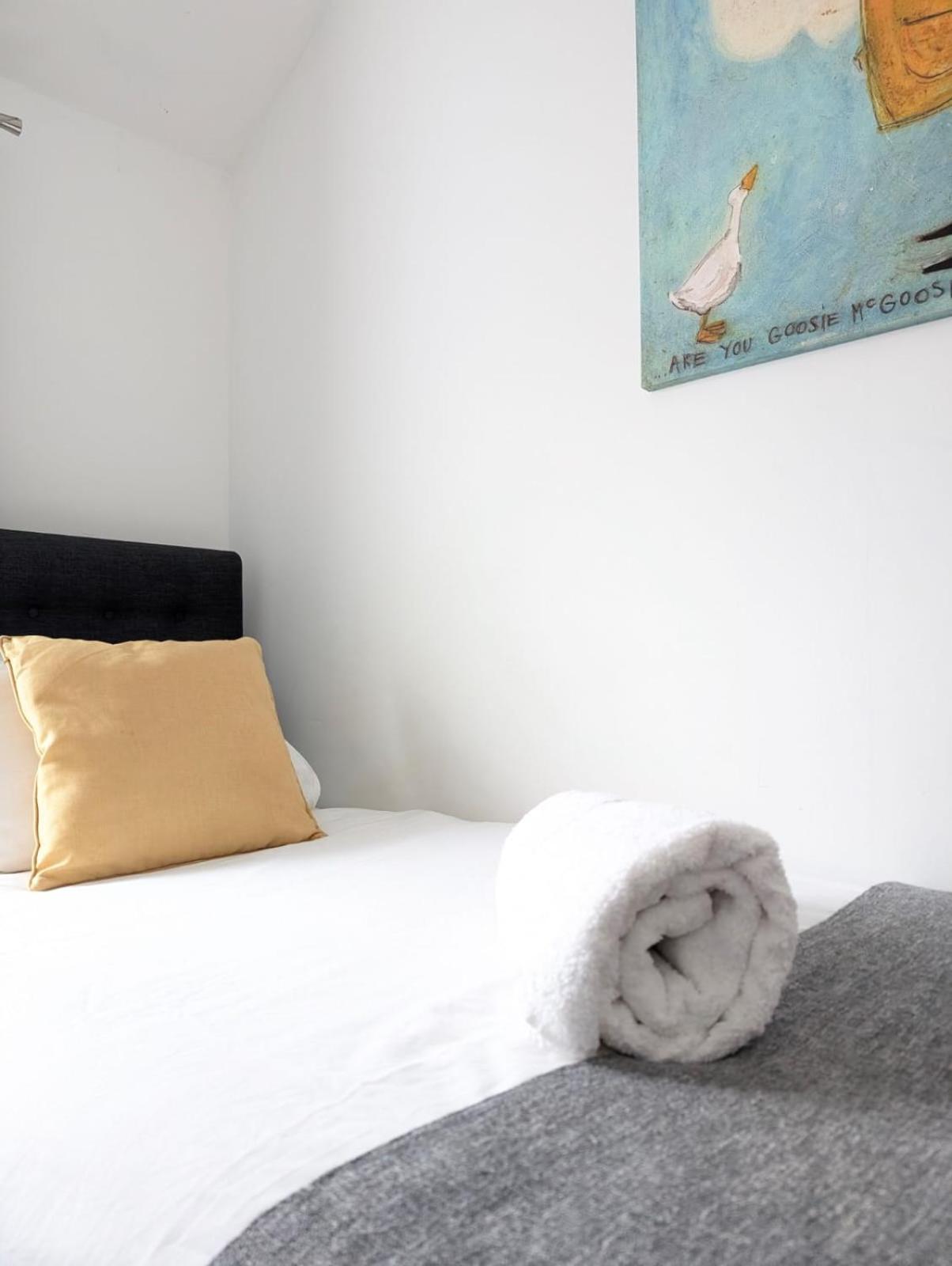 Apartamento 3Br-St Johns Hse-Free Parking-Workers-Kitchen-Wifi-Dog Friendly Doncaster Exterior foto